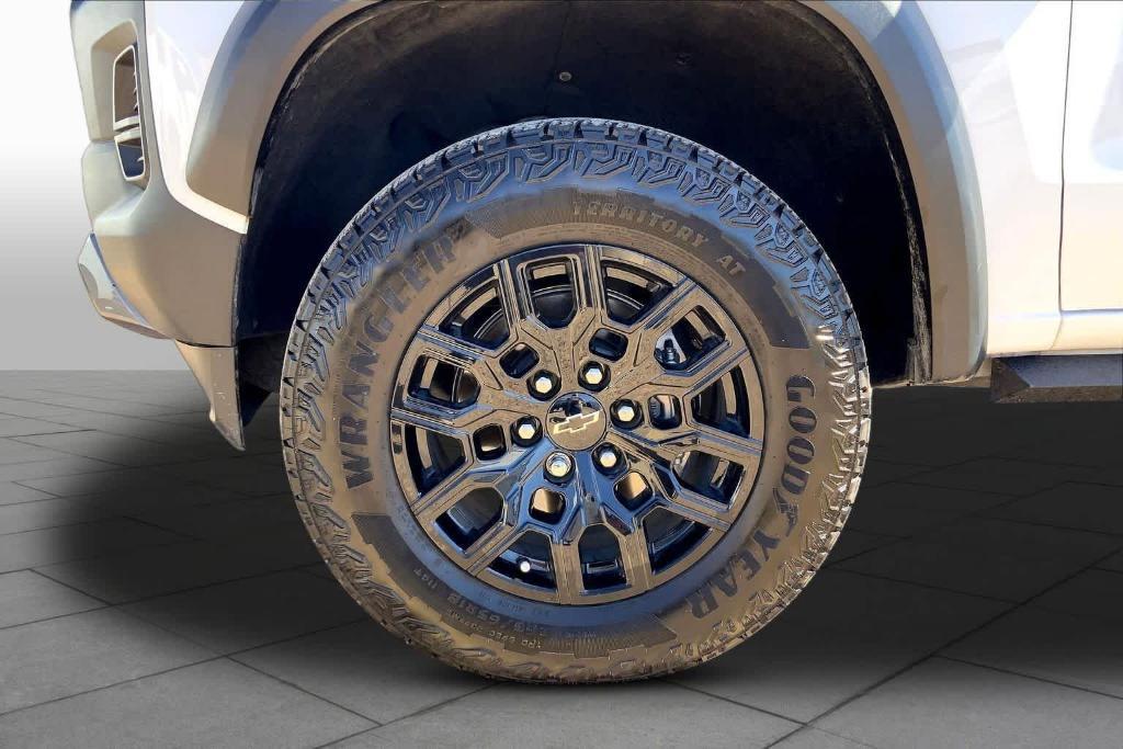 used 2024 Chevrolet Colorado car, priced at $36,783