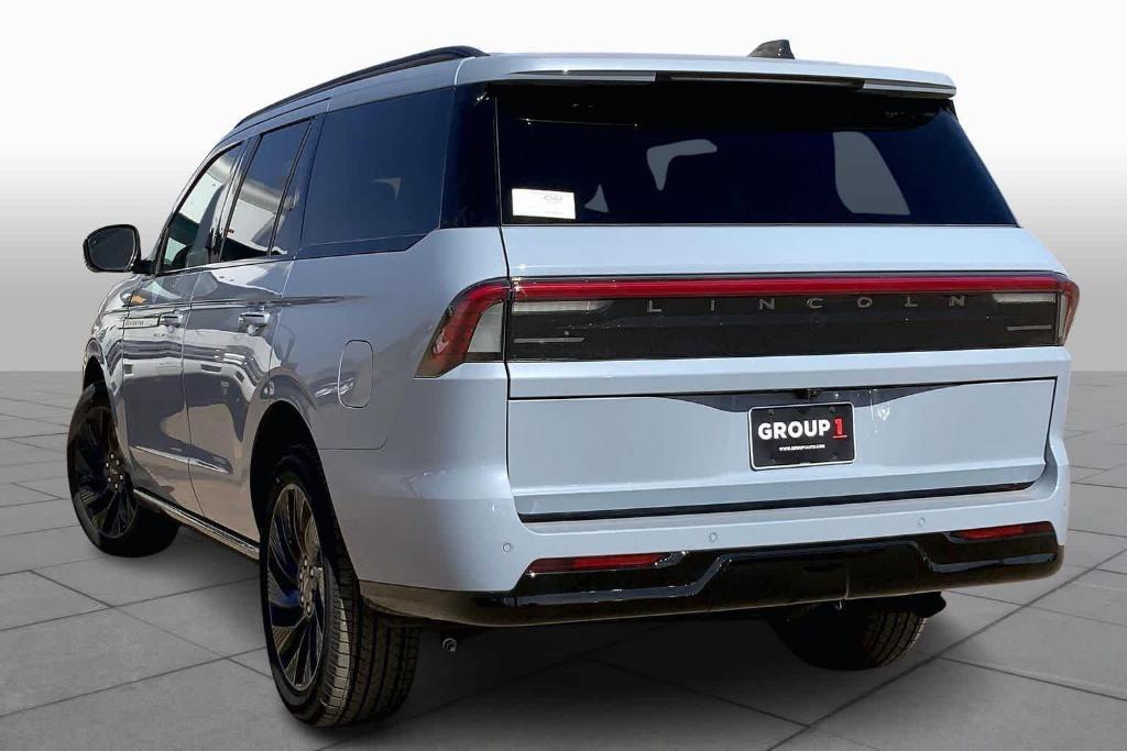 new 2026 Lincoln Navigator car, priced at $107,090