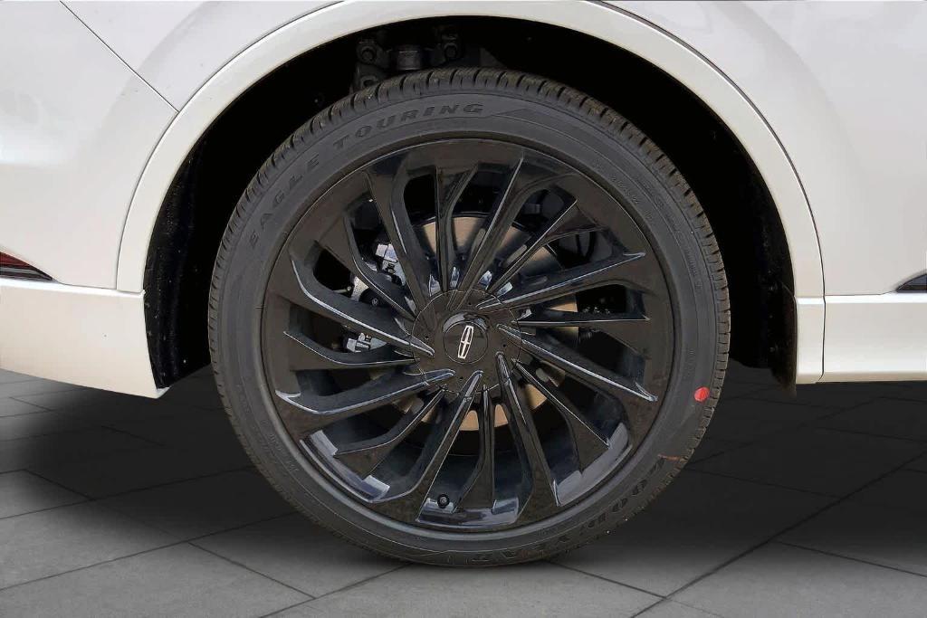 new 2026 Lincoln Aviator car, priced at $84,075