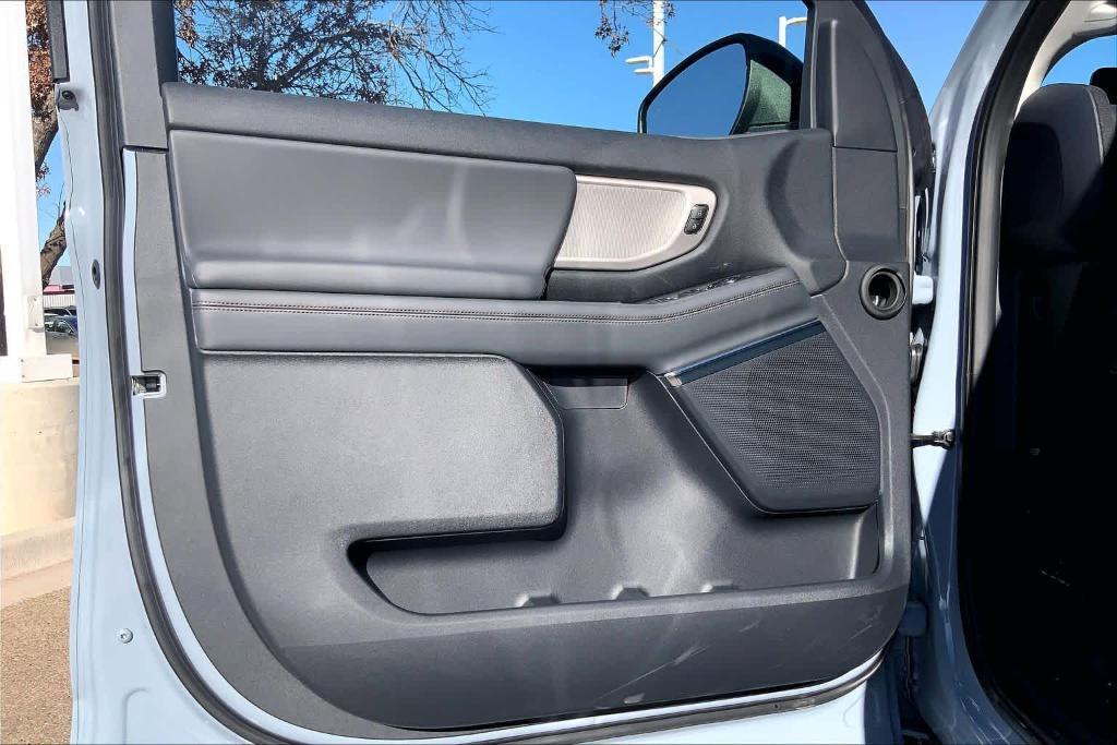 new 2025 Ford Expedition car, priced at $69,340