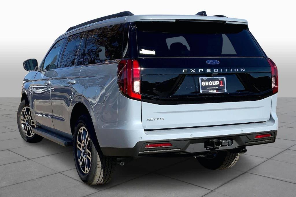 new 2025 Ford Expedition car, priced at $69,340