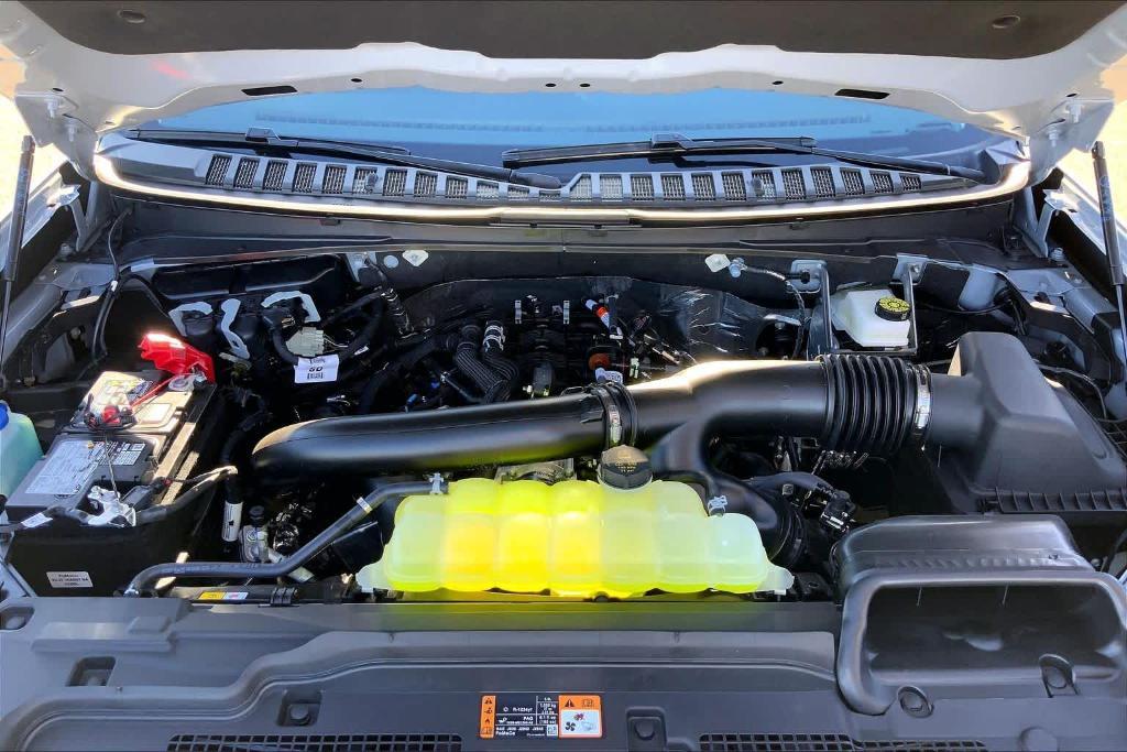 new 2025 Ford Expedition car, priced at $69,340