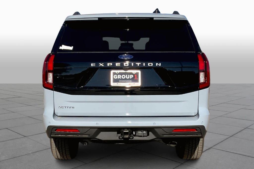 new 2025 Ford Expedition car, priced at $69,340