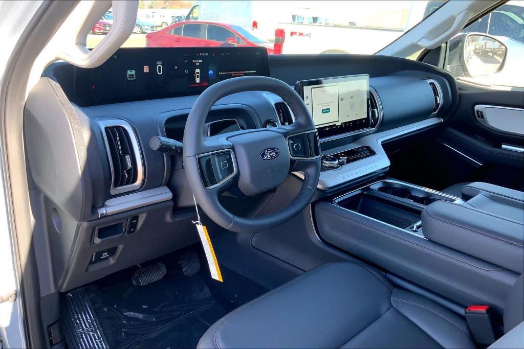 new 2025 Ford Expedition car, priced at $69,340
