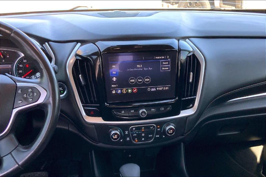 used 2021 Chevrolet Traverse car, priced at $17,366