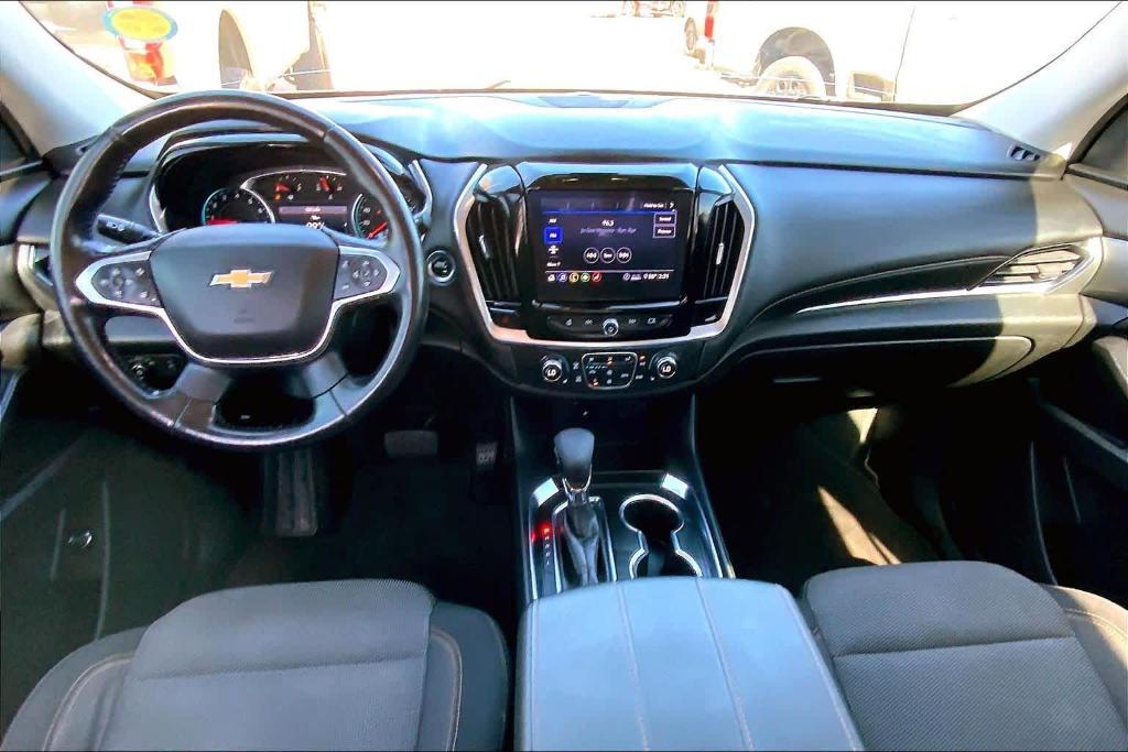 used 2021 Chevrolet Traverse car, priced at $17,366