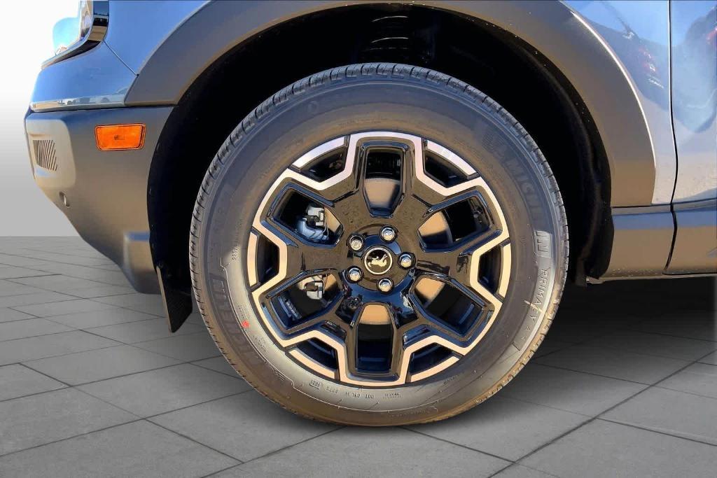 new 2025 Ford Bronco Sport car, priced at $35,939