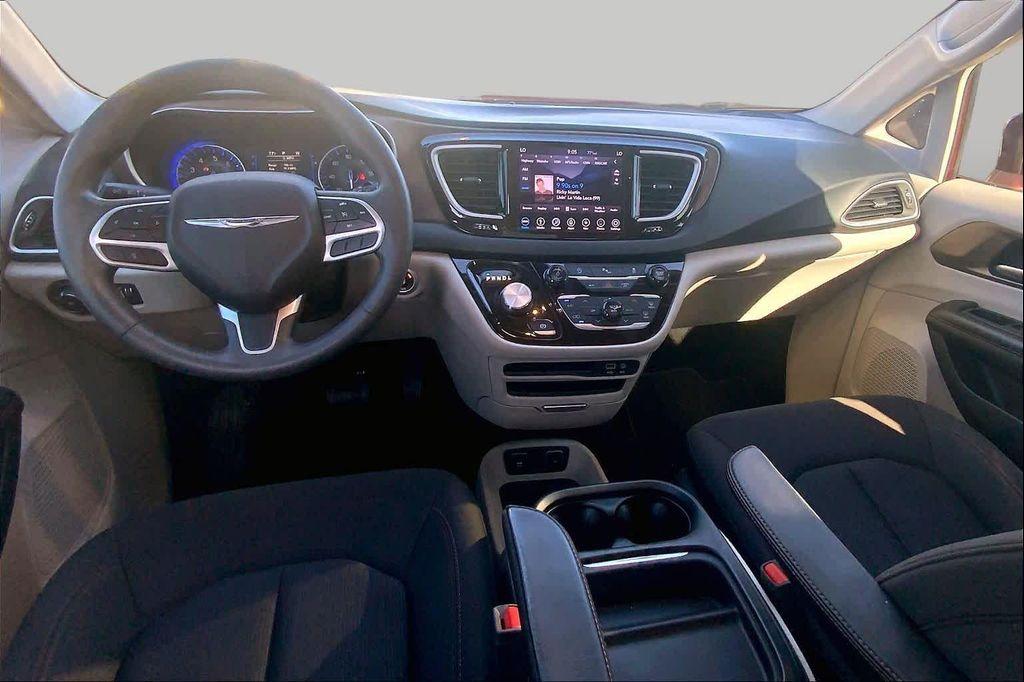 used 2018 Chrysler Pacifica car, priced at $16,005