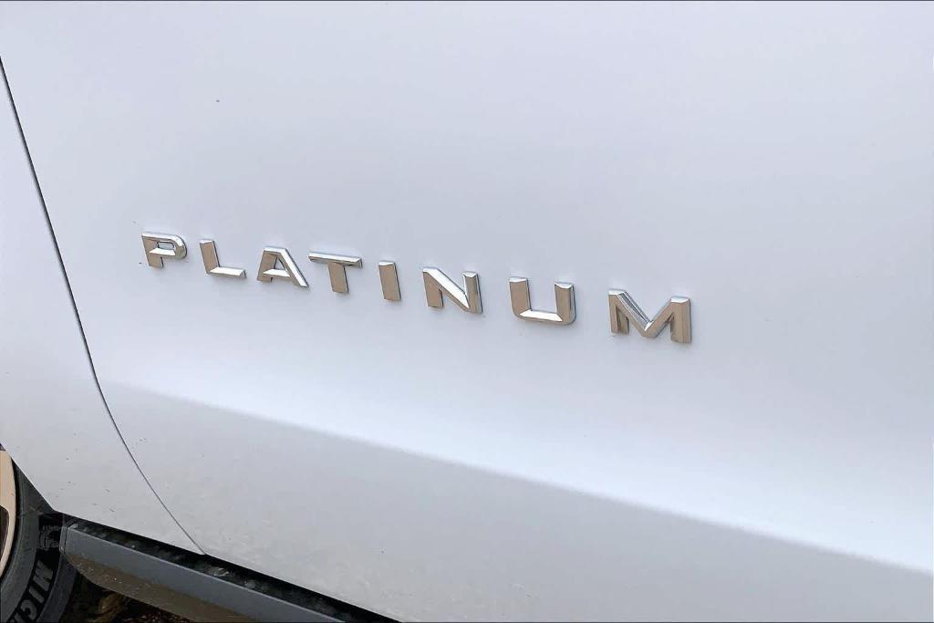 new 2026 Ford Expedition car, priced at $82,285