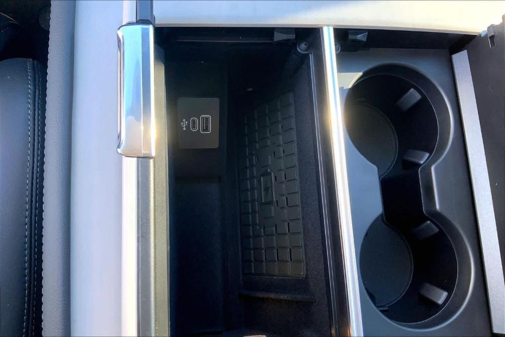 new 2025 Lincoln Navigator L car, priced at $98,015