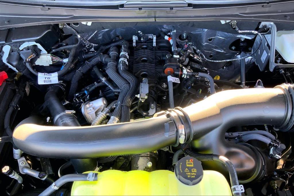 new 2025 Lincoln Navigator L car, priced at $98,015