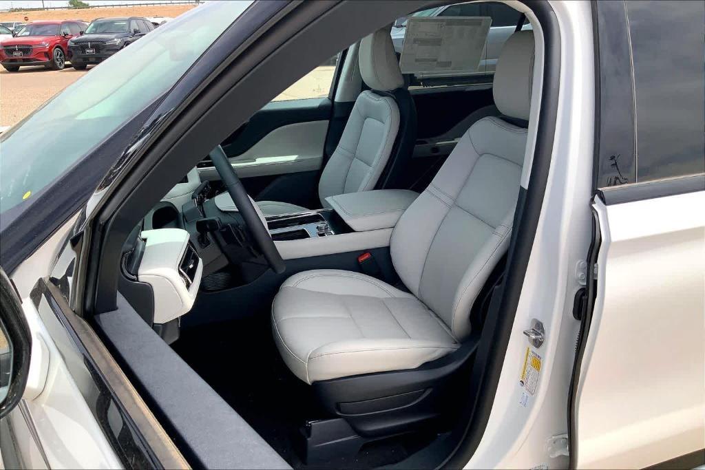 new 2026 Lincoln Aviator car, priced at $62,640