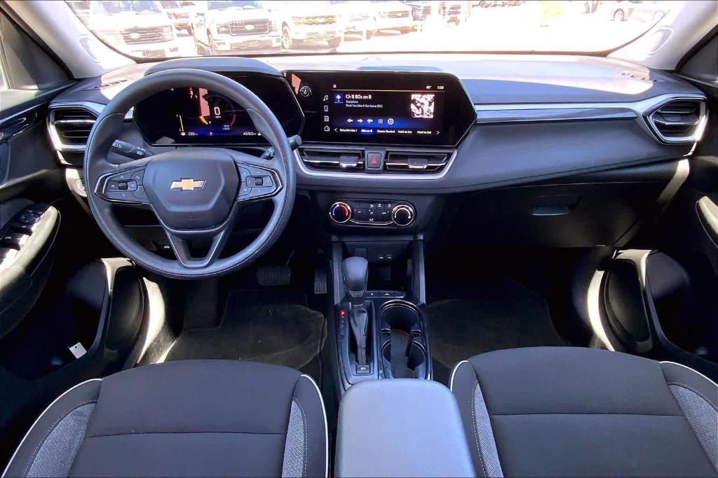 used 2024 Chevrolet TrailBlazer car, priced at $20,255