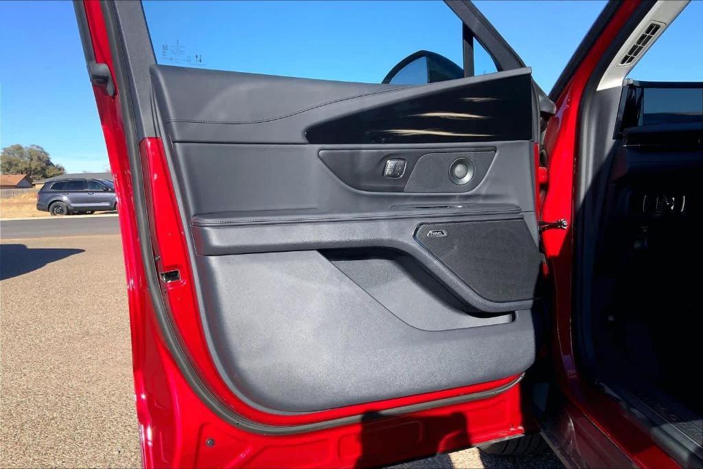 new 2026 Lincoln Nautilus car, priced at $63,415