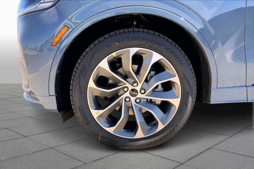 new 2026 Lincoln Aviator car, priced at $64,610