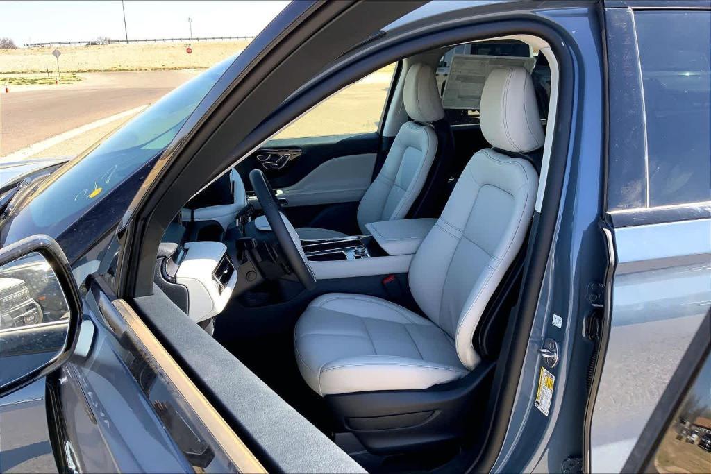 new 2026 Lincoln Aviator car, priced at $64,610