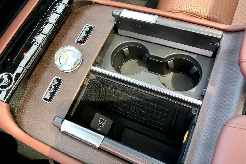 new 2026 Lincoln Navigator L car, priced at $109,615