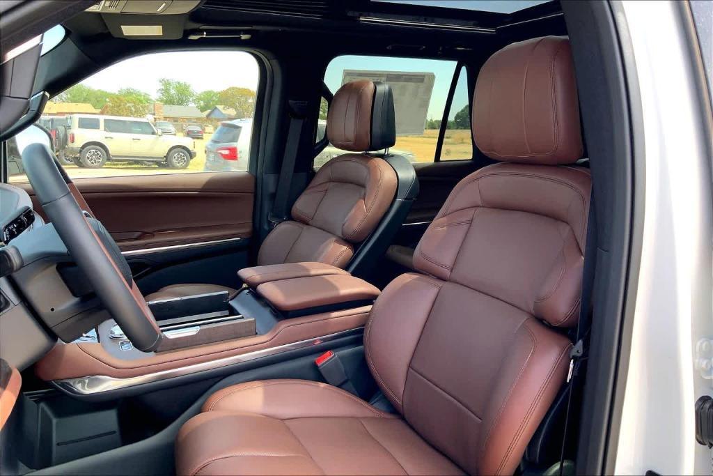 new 2026 Lincoln Navigator L car, priced at $109,615