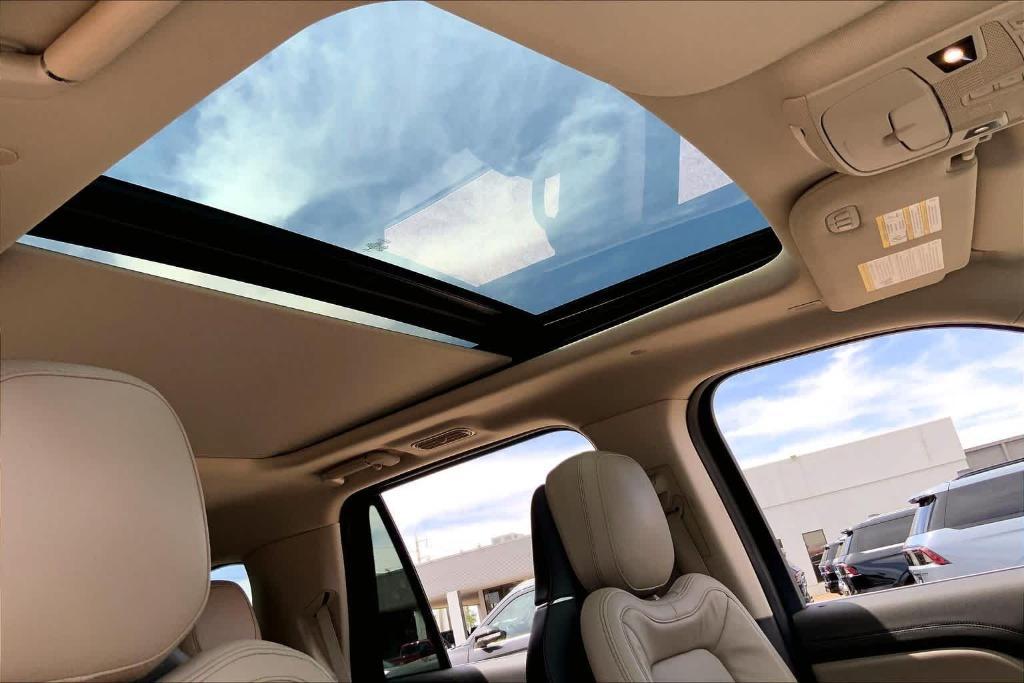 used 2023 Lincoln Navigator car, priced at $55,349
