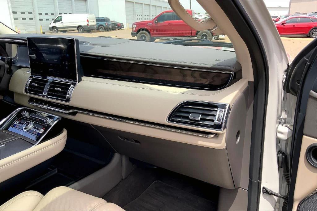 used 2023 Lincoln Navigator car, priced at $55,349
