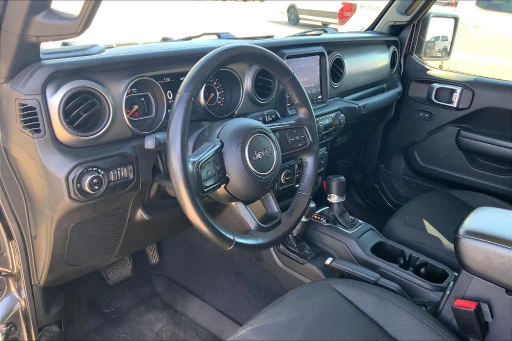 used 2021 Jeep Gladiator car, priced at $27,595