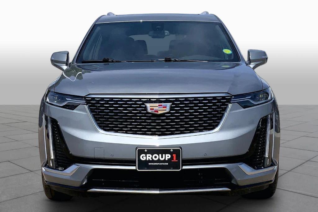 used 2025 Cadillac XT6 car, priced at $43,992