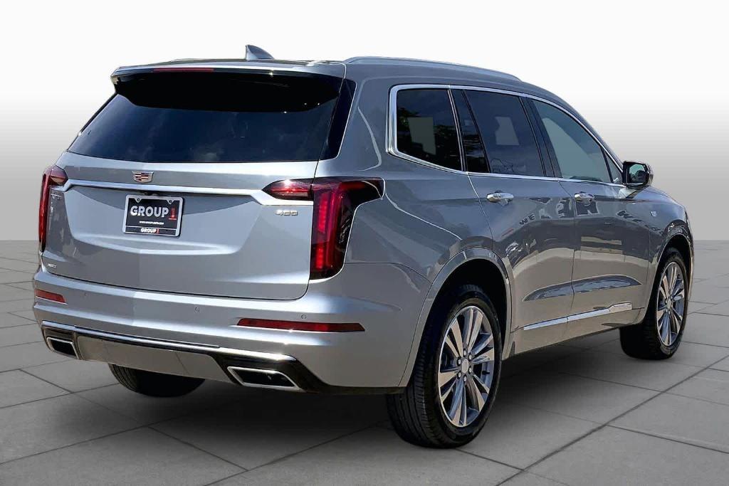 used 2025 Cadillac XT6 car, priced at $43,992