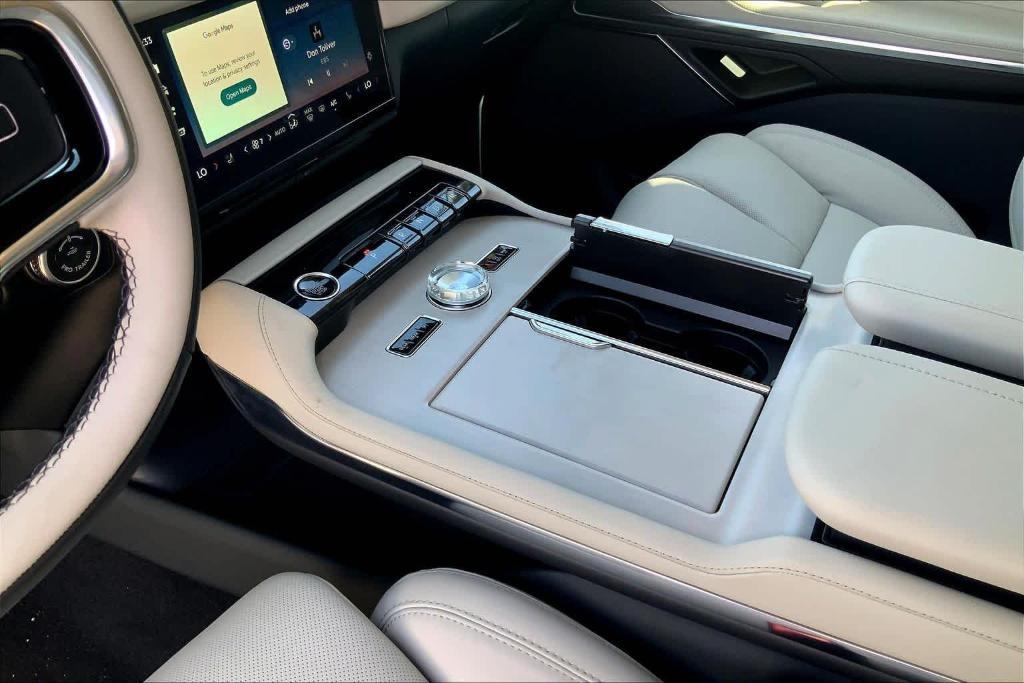 new 2026 Lincoln Navigator car, priced at $107,615