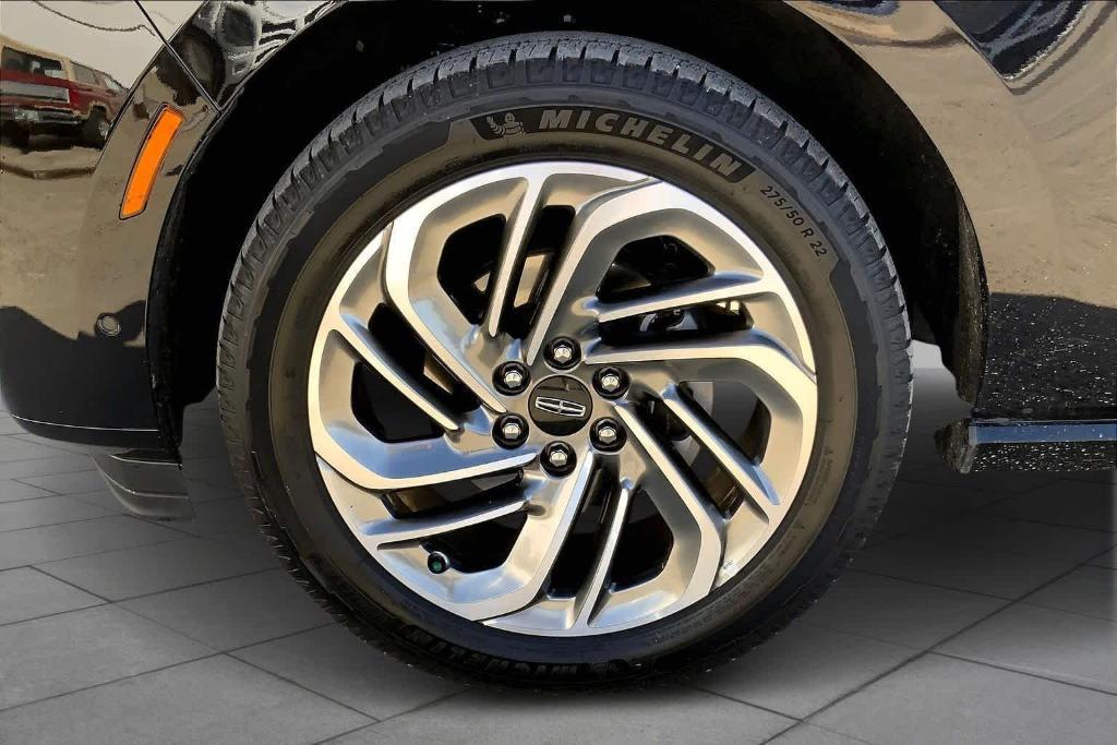 used 2025 Lincoln Navigator car, priced at $82,534