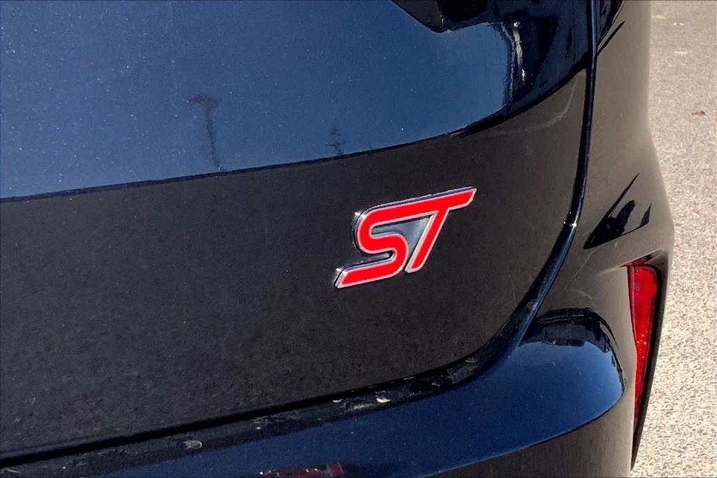 used 2020 Ford Edge car, priced at $19,002