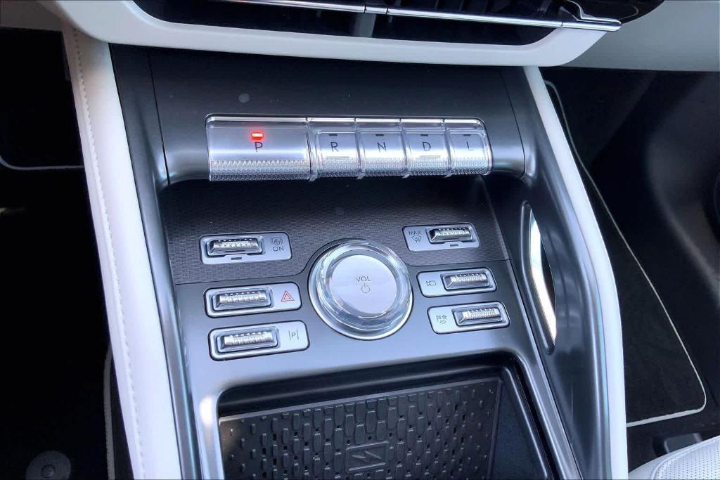 new 2026 Lincoln Nautilus car, priced at $58,415