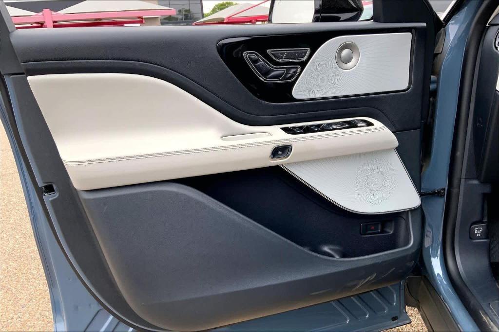 new 2026 Lincoln Aviator car, priced at $82,475