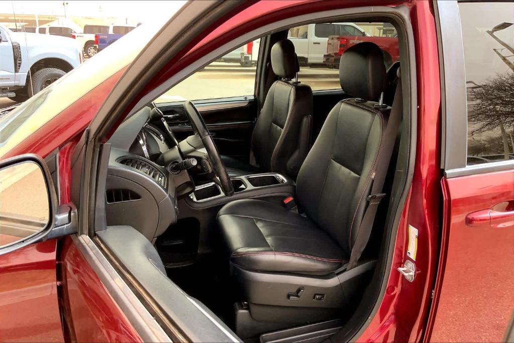 used 2019 Dodge Grand Caravan car, priced at $13,442