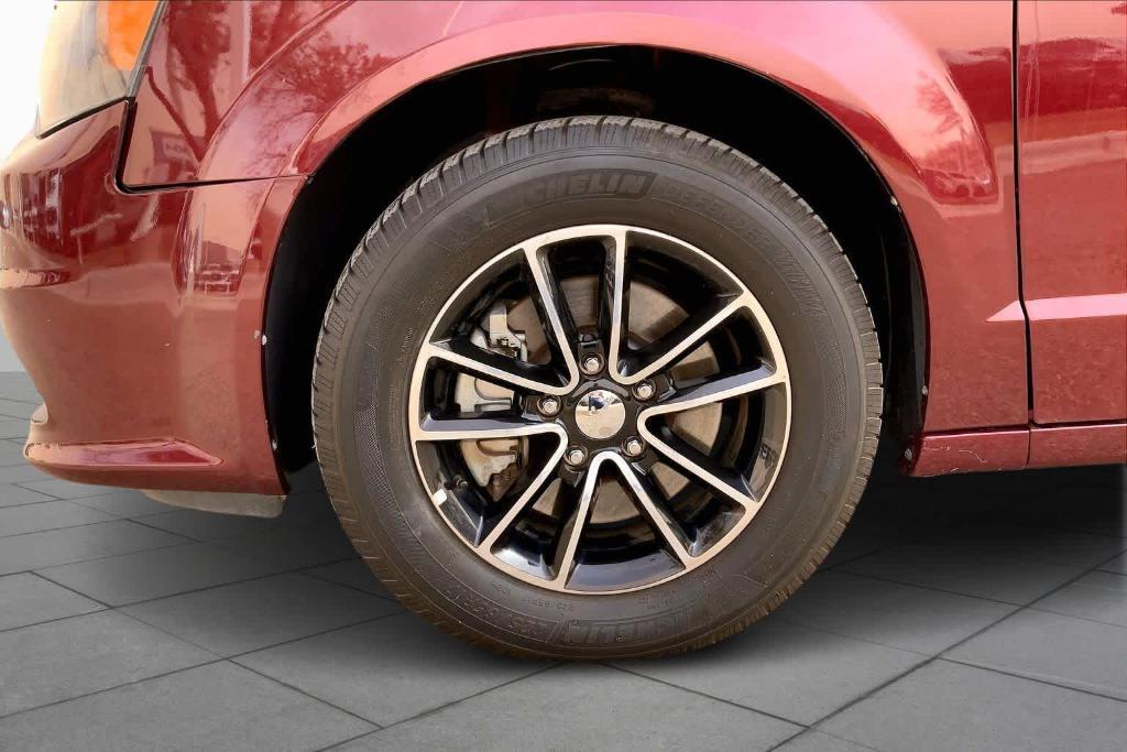 used 2019 Dodge Grand Caravan car, priced at $13,442