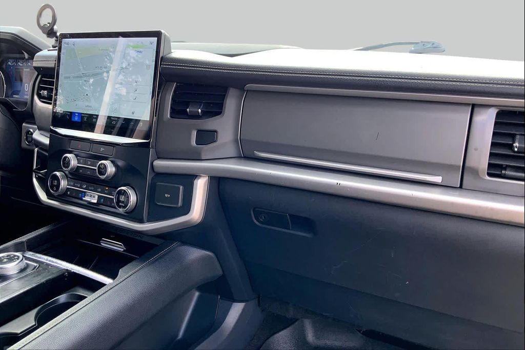 used 2022 Ford Expedition Max car, priced at $32,619