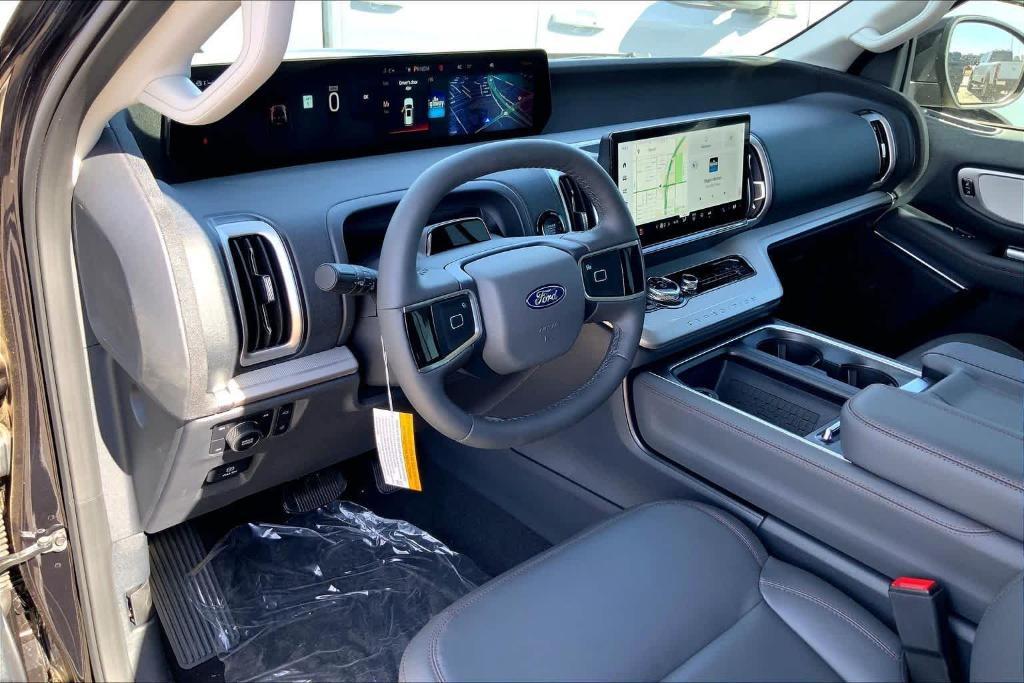 new 2025 Ford Expedition car, priced at $70,475