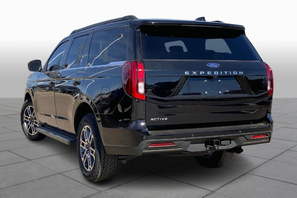 new 2025 Ford Expedition car, priced at $70,475