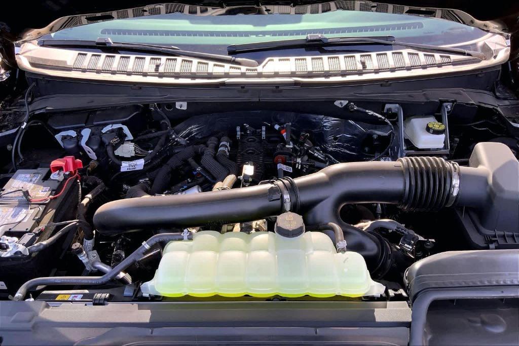 new 2025 Ford Expedition car, priced at $70,475