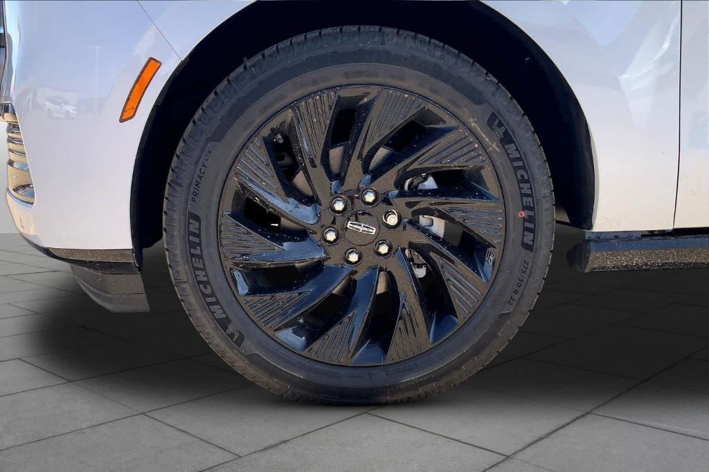 new 2026 Lincoln Navigator car, priced at $107,615