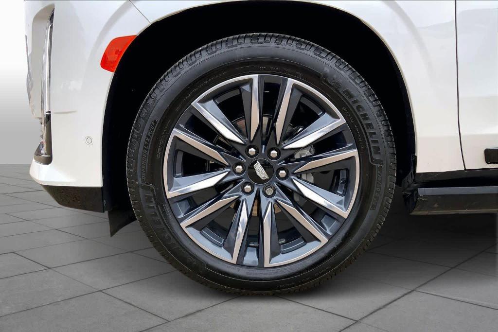 used 2022 Cadillac Escalade car, priced at $72,135