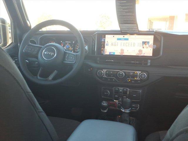 new 2025 Jeep Gladiator car, priced at $47,038