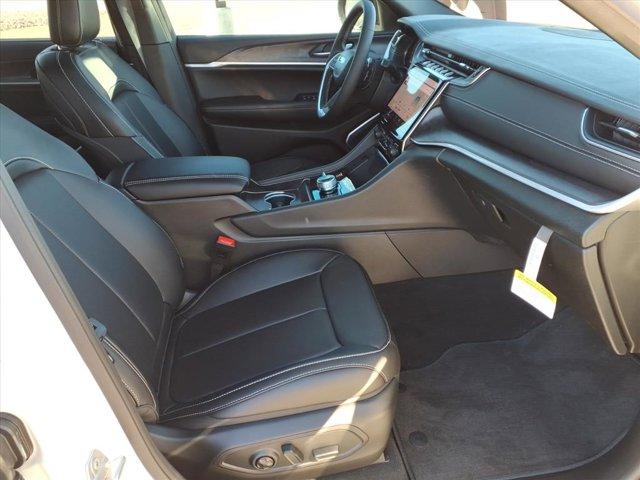 new 2025 Jeep Grand Cherokee L car, priced at $50,247