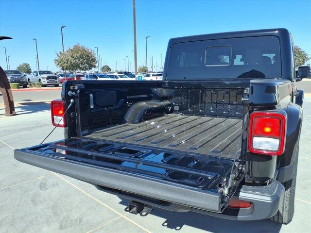 new 2025 Jeep Gladiator car, priced at $40,786