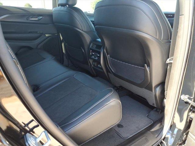 new 2025 Jeep Grand Cherokee car, priced at $38,293