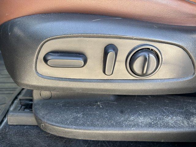 used 2021 Chevrolet Traverse car, priced at $27,977