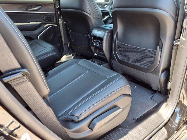 new 2025 Jeep Grand Cherokee L car, priced at $44,607