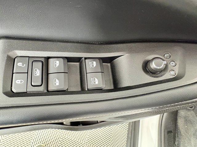 used 2025 Jeep Grand Cherokee car, priced at $34,977