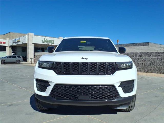 new 2025 Jeep Grand Cherokee car, priced at $38,325