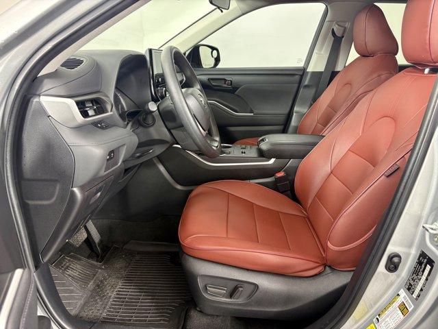 used 2023 Toyota Highlander car, priced at $32,977