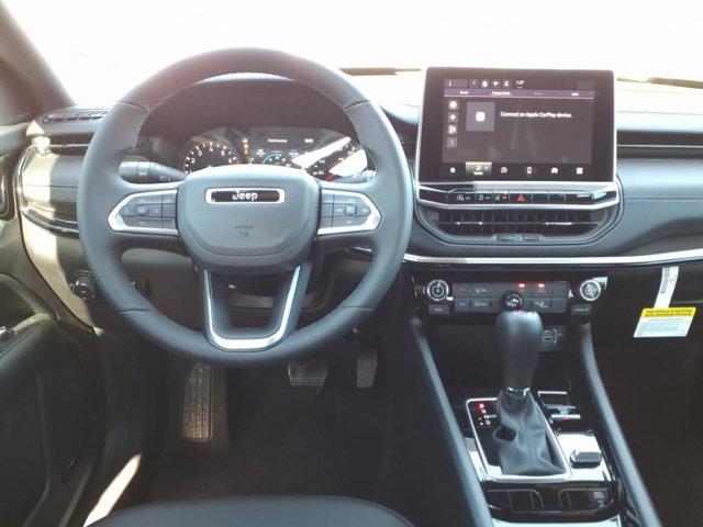 new 2025 Jeep Compass car, priced at $27,947